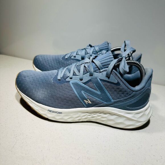 New Balance Fresh Foam Arishi v4, Arctic Grey/Light Arctic Grey size 7 - Picture 4 of 8